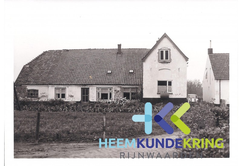 Kosterstraat nr.3-4-5-6- pannerden sloopwoningen 1968 (6)